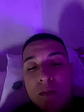 Snapshot of Jrivera22 chatting on November 11, 2025, 7:25 pm Jrivera22 online show from November 11, 2025, 7:25 pm