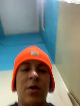 Snapshot of Jrivera22 chatting on December 4, 2025, 7:50 am Jrivera22 online show from December 4, 2025, 7:50 am