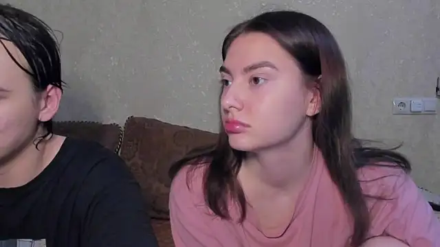 muuur fam online show from October 11, 2025, 9:46 pm