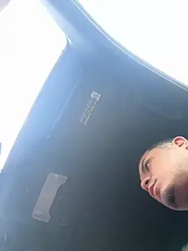 YadielPublic online show from March 4, 2026, 5:41 pm