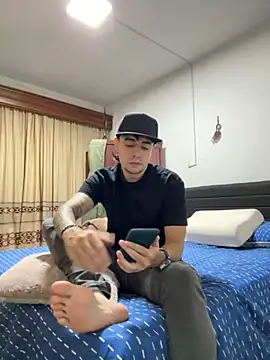 Jaguer2213 online show from September 20, 2025, 1:50 am