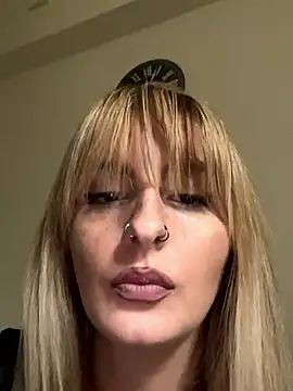 Snapshot of Sexy_Bulgarian_woman chatting on November 4, 2025, 10:03 am Sexy Bulgarian woman online show from November 4, 2025, 10:03 am