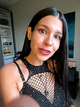 Snapshot of IaraStone chatting on September 13, 2025, 9:36 pm IaraStone online show from September 13, 2025, 9:36 pm