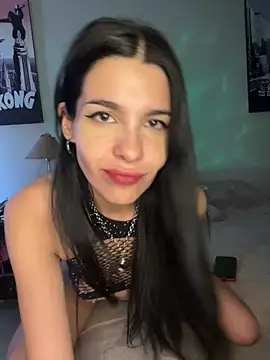 Snapshot of IaraStone chatting on October 21, 2025, 10:27 am IaraStone online show from October 21, 2025, 10:27 am