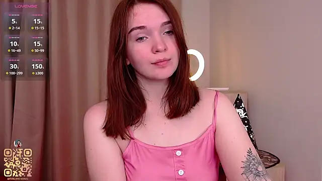 EvaJackson111 online show from October 24, 2025, 2:46 pm