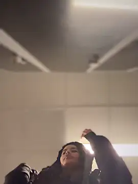 Snapshot of Risky_Workouts chatting on October 10, 2025, 7:13 pm Risky Workouts online show from October 10, 2025, 7:13 pm