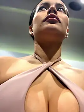 Snapshot of Risky_Workouts chatting on January 14, 2026, 9:20 pm Risky Workouts online show from January 14, 2026, 9:20 pm