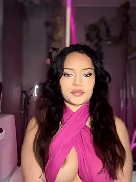 Snapshot of Risky_Workouts chatting on February 28, 2026, 10:11 pm Risky Workouts online show from February 28, 2026, 10:11 pm