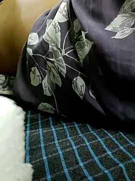 Snapshot of Hot_pooja55 chatting on September 14, 2025, 3:11 pm Hot pooja55 online show from September 14, 2025, 3:11 pm