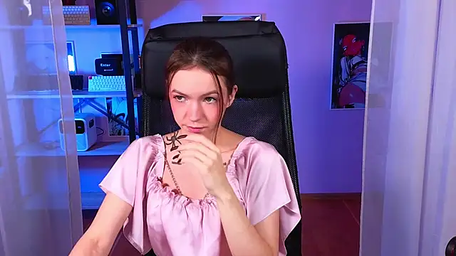 Loona Eclipse online show from September 23, 2025, 8:34 pm