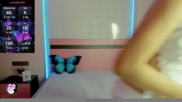 MeryMidnight online show from September 25, 2025, 5:33 am