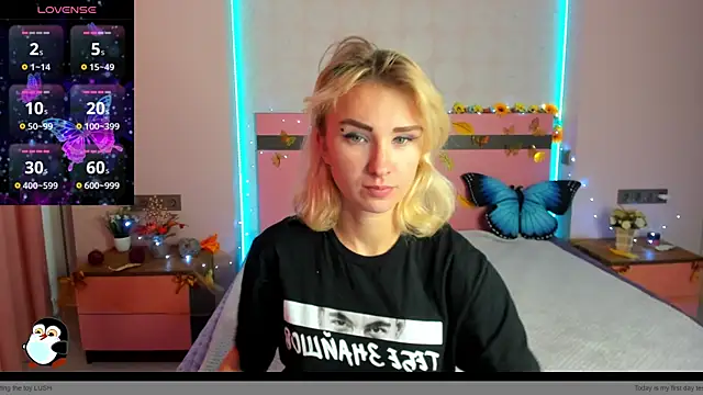 MeryMidnight online show from October 13, 2025, 6:13 am