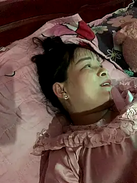 Star-sweet online show from October 25, 2025, 3:07 pm