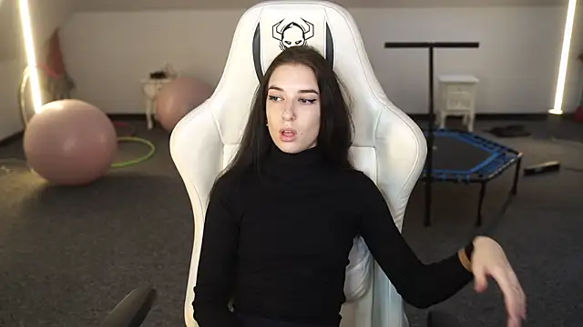 Snapshot of _Lili_054 chatting on September 17, 2025, 10:28 am Lili 054 online show from September 17, 2025, 10:28 am