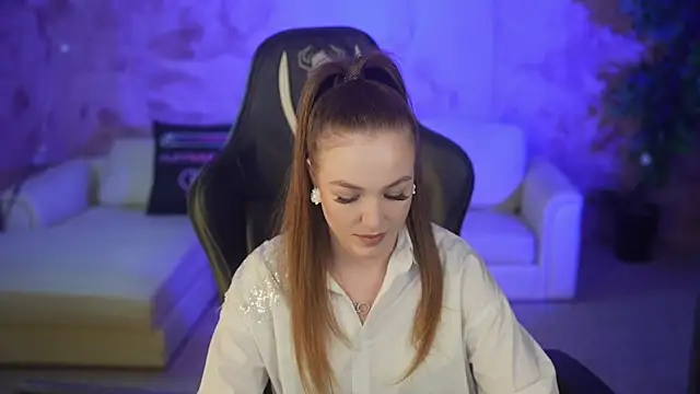 Ella 054 online show from November 2, 2025, 7:27 pm