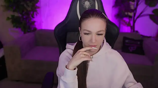 Ella 054 online show from February 16, 2026, 11:01 pm