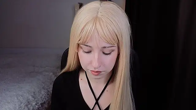 YukiMisa online show from October 8, 2025, 2:47 pm