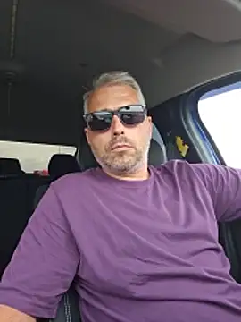 Snapshot of Doryan81 chatting on July 1, 2026, 4:18 pm Doryan81 online show from July 1, 2026, 4:18 pm