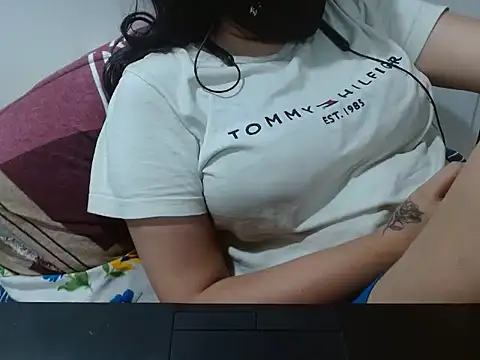 Nataliya Singh online show from March 3, 2026, 2:01 pm