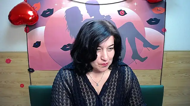 Snapshot of BridjetTur chatting on September 14, 2025, 5:28 am BridjetTur online show from September 14, 2025, 5:28 am