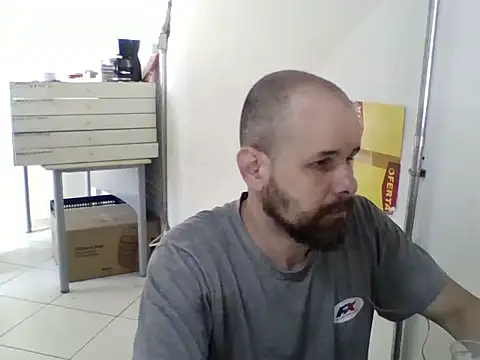 Snapshot of Henrilimajunior02 chatting on March 25, 2026, 12:00 pm Henrilimajunior02 online show from March 25, 2026, 12:00 pm