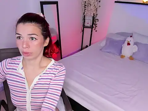 Snapshot of selene_boyer chatting on September 9, 2025, 4:06 pm selene boyer online show from September 9, 2025, 4:06 pm