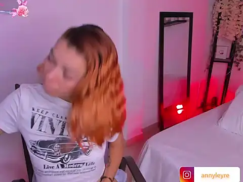 selene boyer online show from December 5, 2025, 6:59 pm