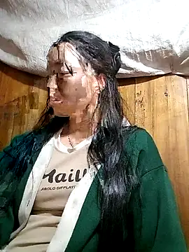 hera-00 online show from November 10, 2025, 2:27 pm