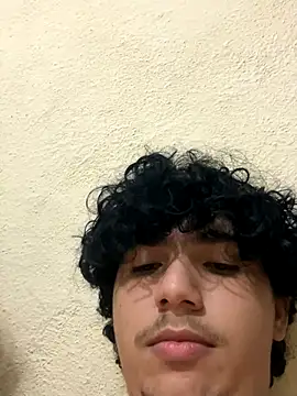 Casal-foda braba online show from October 30, 2025, 1:07 am