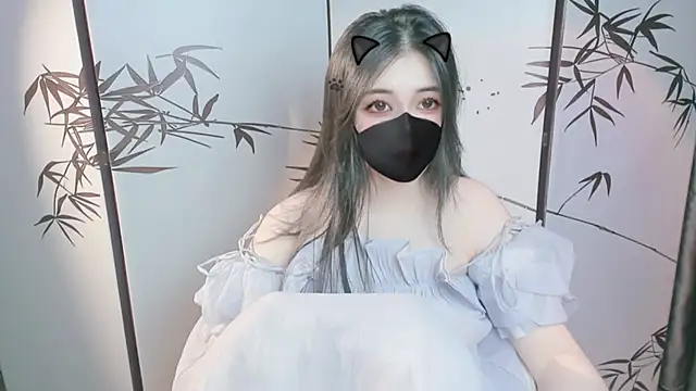 Sparkly Candy online show from November 8, 2025, 2:39 pm