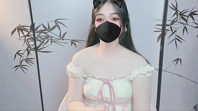 Sparkly Candy online show from November 25, 2025, 3:17 am