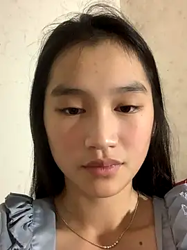 Snapshot of -Lie-06 chatting on October 10, 2025, 6:51 pm -Lie-06 online show from October 10, 2025, 6:51 pm