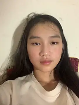 Snapshot of -Lie-06 chatting on October 14, 2025, 1:12 pm -Lie-06 online show from October 14, 2025, 1:12 pm