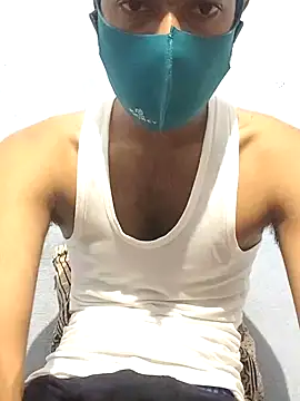 Snapshot of GirlsCrush_ chatting on September 13, 2025, 6:40 pm GirlsCrush  online show from September 13, 2025, 6:40 pm