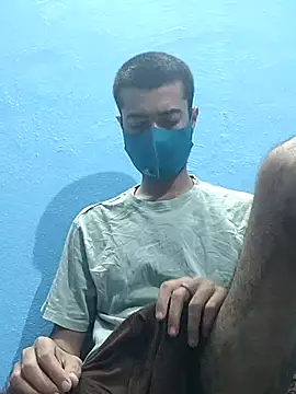 Snapshot of GirlsCrush_ chatting on September 14, 2025, 6:07 pm GirlsCrush  online show from September 14, 2025, 6:07 pm