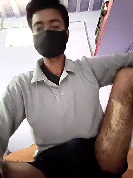 GirlsCrush  online show from February 2, 2026, 6:01 am