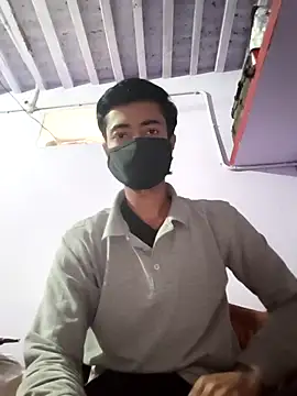 GirlsCrush  online show from February 3, 2026, 7:13 am