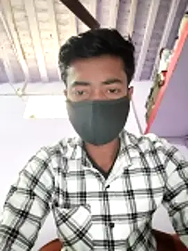 GirlsCrush  online show from February 12, 2026, 5:57 am