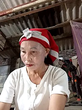 me-cute online show from October 18, 2025, 1:01 pm