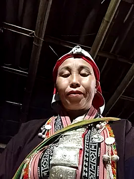 me-cute online show from October 22, 2025, 7:46 pm