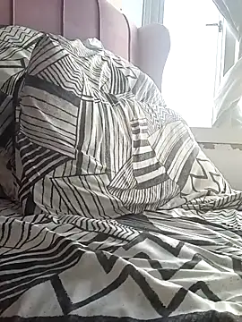 HappygalTheQueen online show from February 11, 2026, 1:38 pm