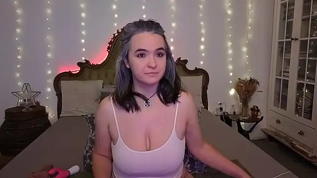 Snapshot of SilkenSin chatting on January 12, 2026, 10:53 am SilkenSin online show from January 12, 2026, 10:53 am