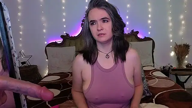 Snapshot of SilkenSin chatting on January 18, 2026, 9:57 am SilkenSin online show from January 18, 2026, 9:57 am