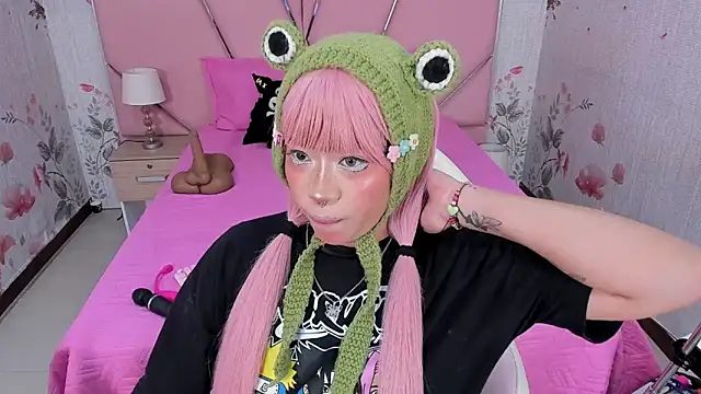 SafiroAgataaa online show from December 18, 2025, 3:01 am