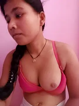 Snapshot of Vaani_Cutie chatting on June 17, 2026, 10:39 am Vaani Cutie online show from June 17, 2026, 10:39 am