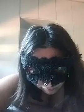 caldaevogliosa81 online show from September 18, 2025, 8:16 am