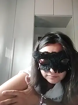 caldaevogliosa81 online show from September 24, 2025, 9:12 am