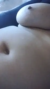 caldaevogliosa81 online show from October 30, 2025, 9:22 am