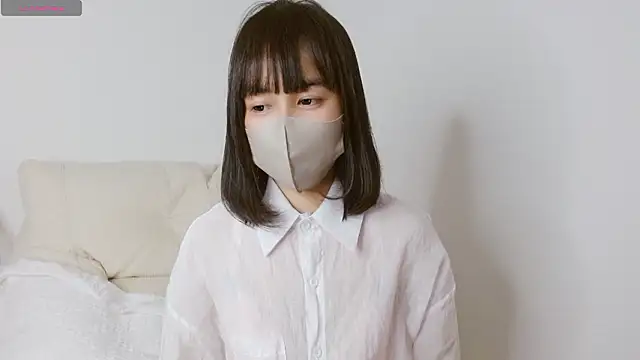 Snapshot of Zinzin_chan chatting on October 21, 2025, 6:03 am Zinzin chan online show from October 21, 2025, 6:03 am