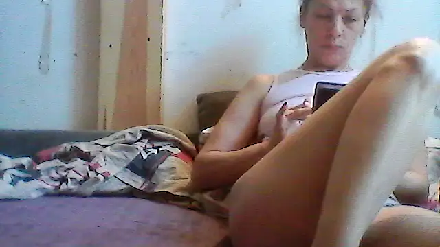 Snapshot of Milana38 chatting on July 1, 2026, 8:49 am Milana38 online show from July 1, 2026, 8:49 am
